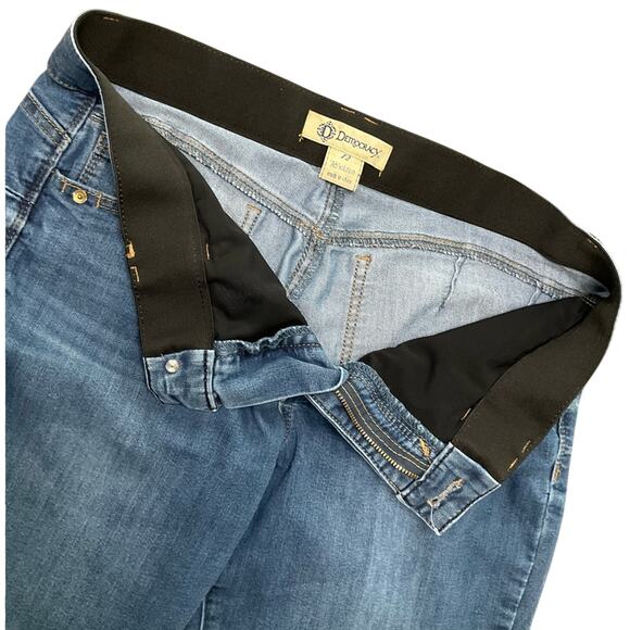 Democracy Ab Solution Classic Blue Women's Crop Jeans Size 12 - Picture 3 of 8